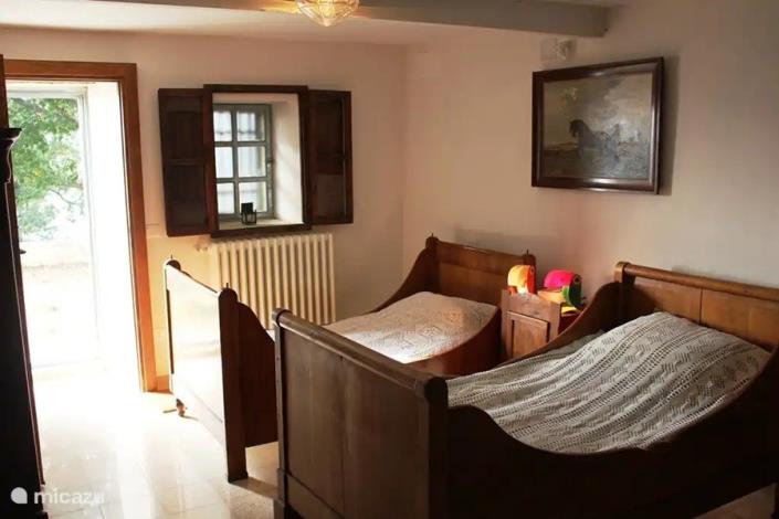 Image No.32-6 Bed Country House for sale
