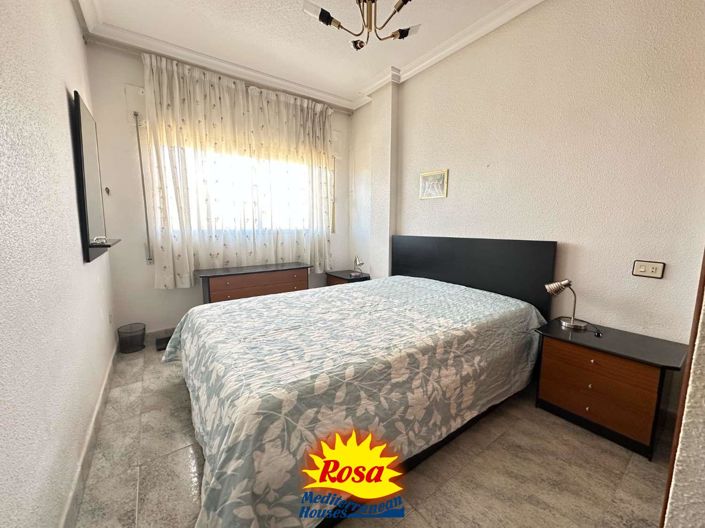 Image No.17-3 Bed Property for sale