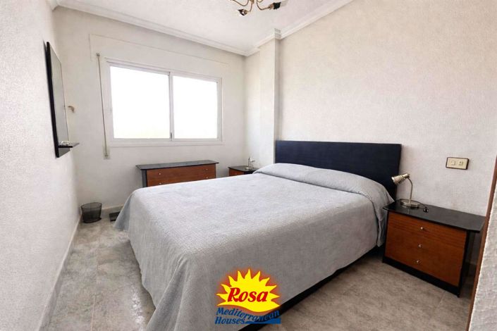 Image No.18-3 Bed Property for sale