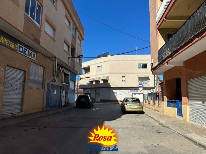 Image No.33-3 Bed Property for sale