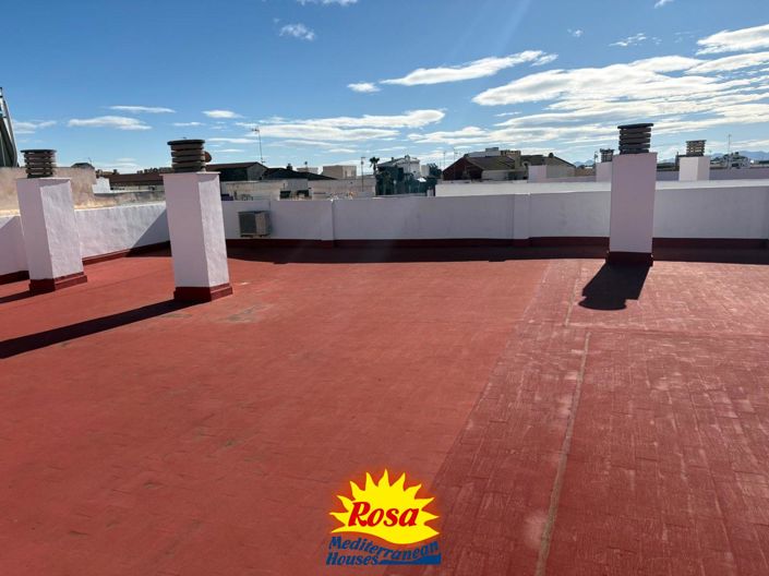 Image No.29-3 Bed Property for sale