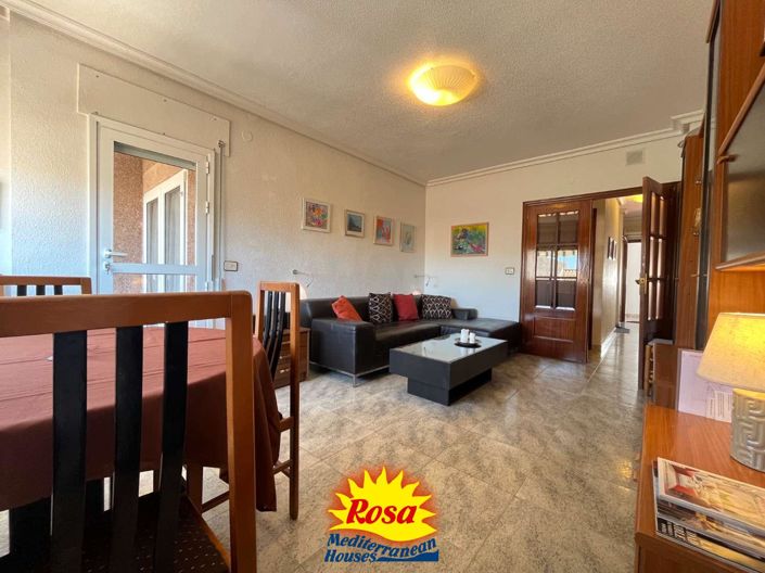 Image No.8-3 Bed Property for sale