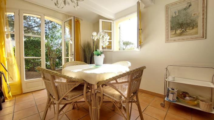 Image No.10-3 Bed House/Villa for sale