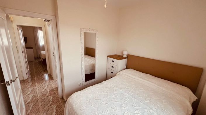 Image No.20-3 Bed Apartment for sale