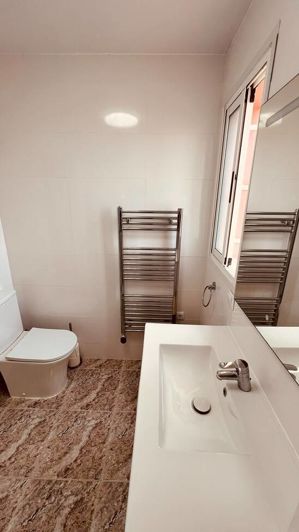 Image No.24-3 Bed Apartment for sale