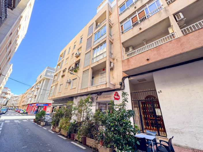 Image No.26-1 Bed Apartment for sale
