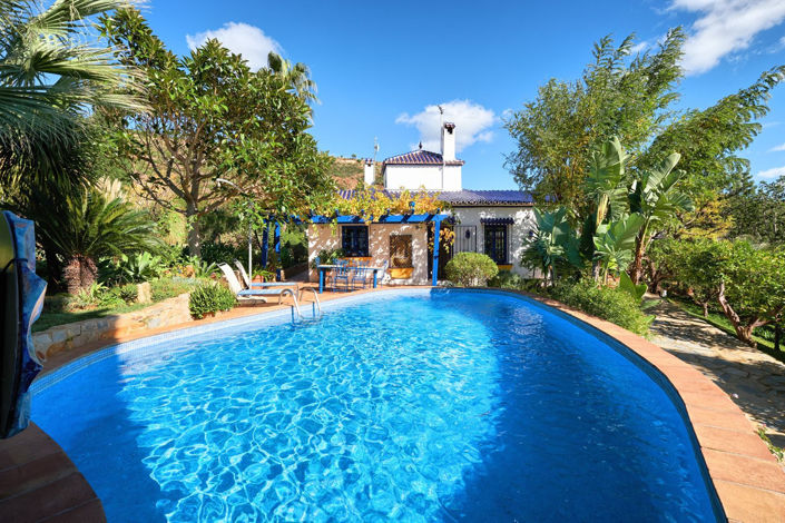 Image No.2-2 Bed Villa for sale