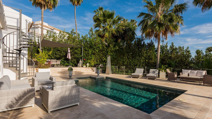 Image No.3-5 Bed Villa for sale