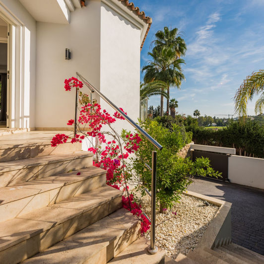 Image No.39-5 Bed Villa for sale