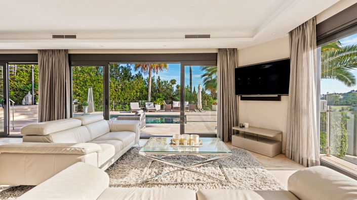 Image No.6-5 Bed Villa for sale