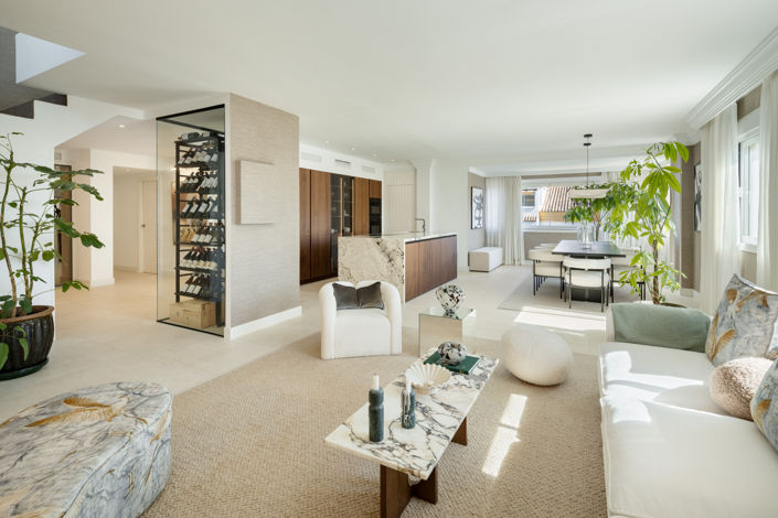 Image No.6-5 Bed Villa for sale