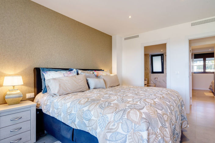 Image No.16-3 Bed Apartment for sale