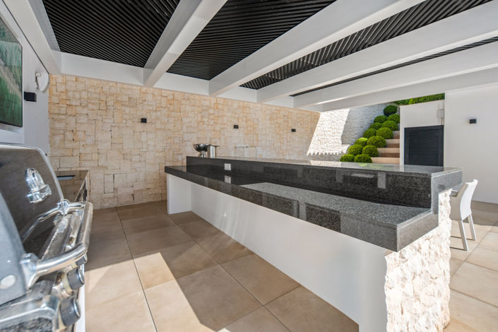 Image No.9-5 Bed Villa for sale