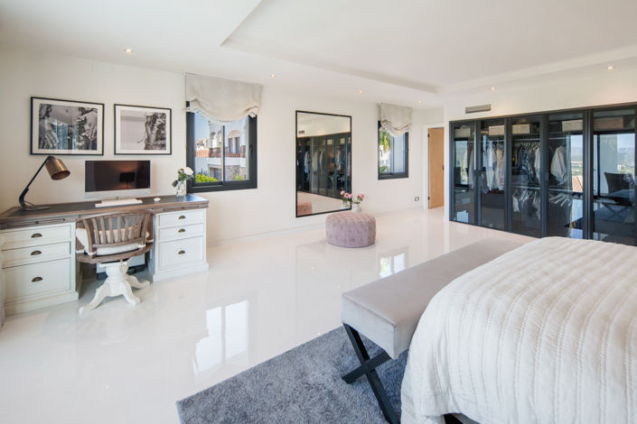 Image No.34-4 Bed Villa for sale