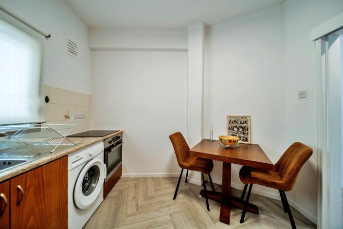 Image No.10-3 Bed Apartment for sale