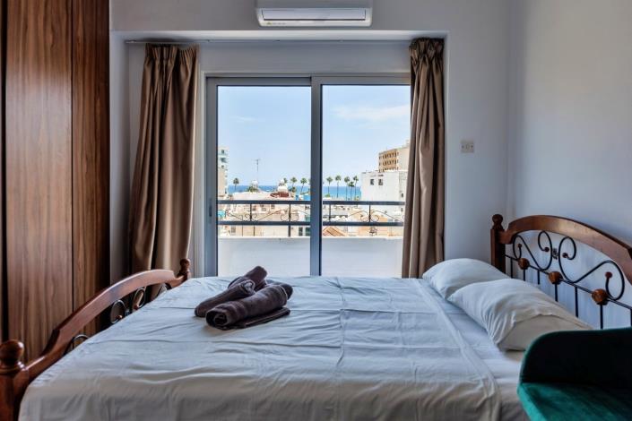 Image No.3-3 Bed Apartment for sale