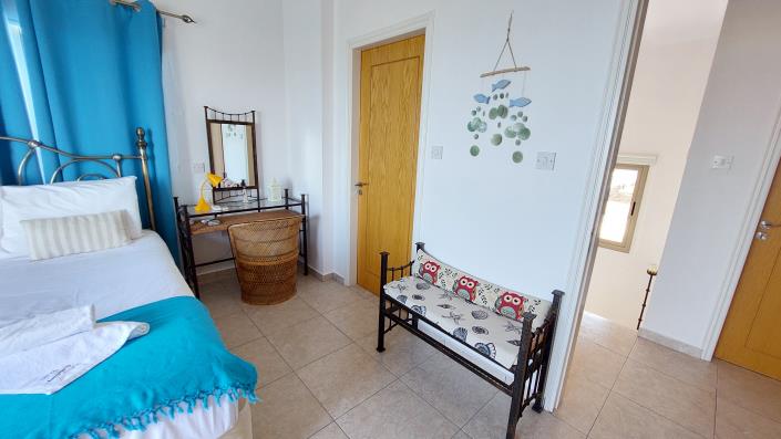Image No.14-3 Bed Villa / Detached for sale