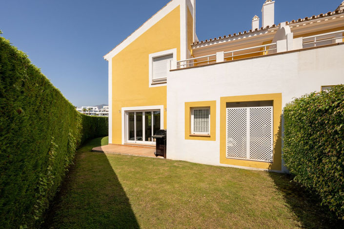 Image No.8-Maison de ville de 3 chambres à vendre à Estepona