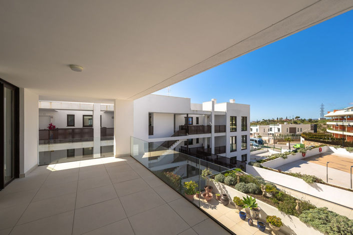 Image No.8-3 Bed Apartment for sale