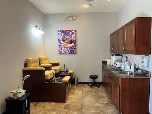 Image No.29-3 Bed Property for sale