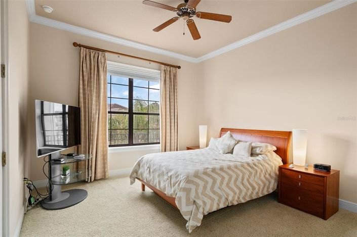 Image No.25-5 Bed Property for sale