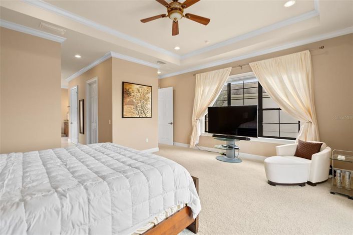 Image No.35-5 Bed Property for sale