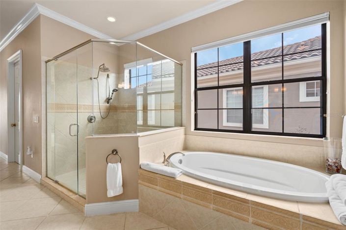 Image No.37-5 Bed Property for sale