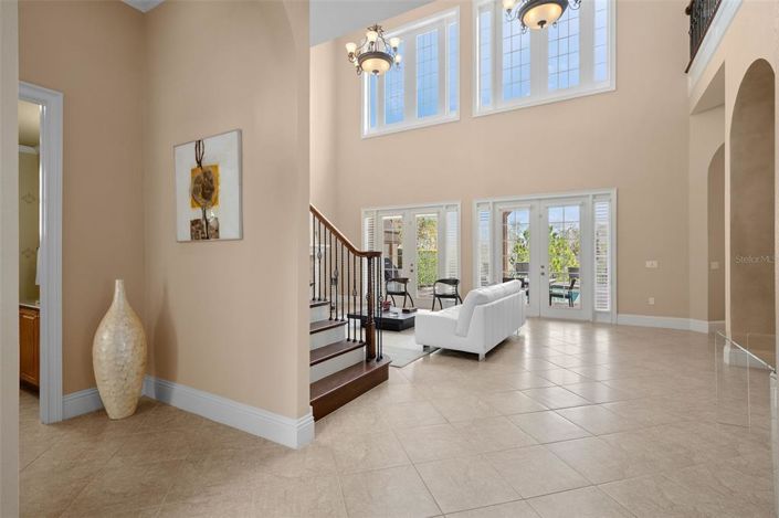 Image No.4-5 Bed Property for sale