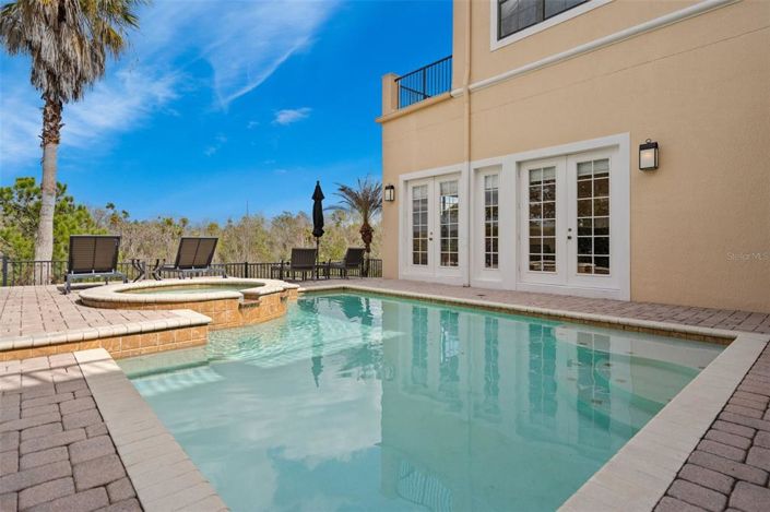 Image No.45-5 Bed Property for sale