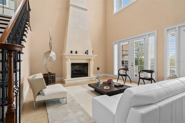 Image No.6-5 Bed Property for sale