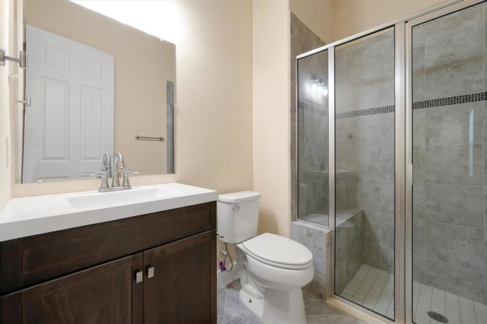 Image No.32-5 Bed Property for sale