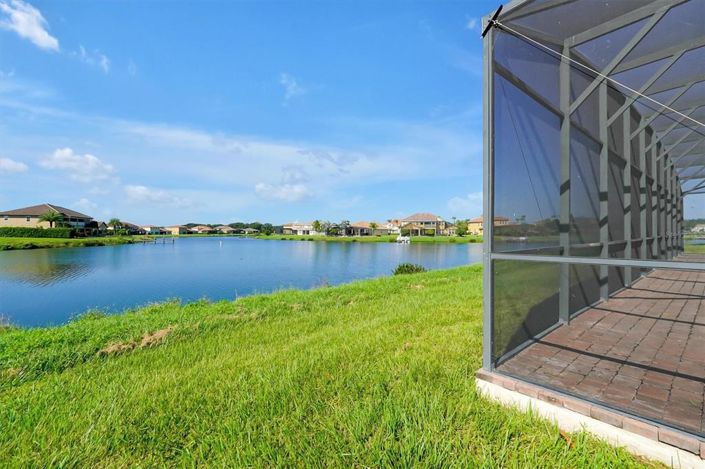 Image No.44-5 Bed Property for sale