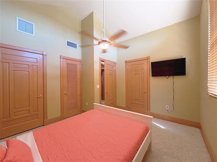 Image No.14-5 Bed Property for sale