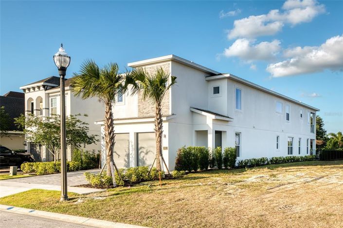 Image No.60-6 Bed Property for sale