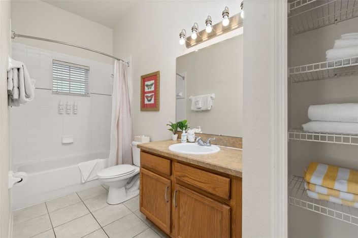 Image No.24-2 Bed Property for sale
