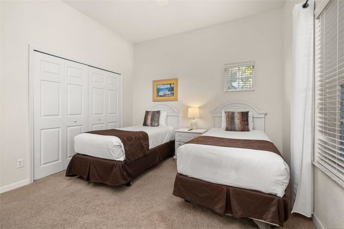 Image No.27-2 Bed Property for sale