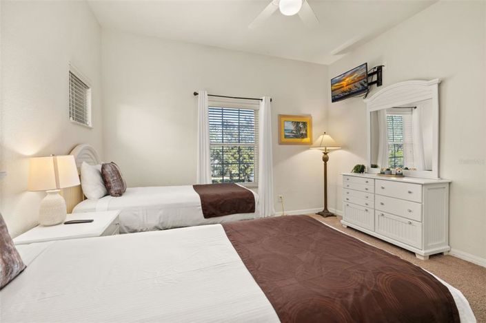 Image No.28-2 Bed Property for sale