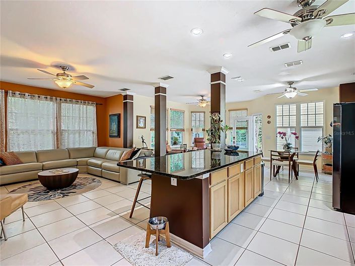Image No.40-6 Bed Property for sale
