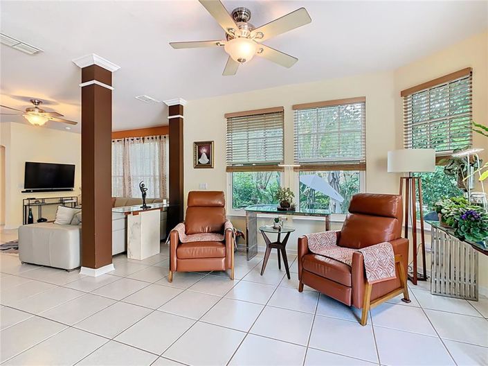 Image No.48-6 Bed Property for sale