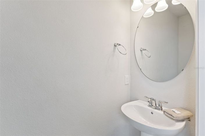 Image No.35-5 Bed Townhouse for sale