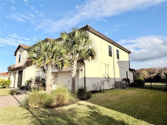 Image No.7-5 Bed Property for sale