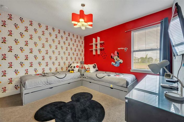 Image No.27-5 Bed Property for sale