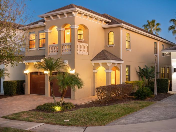 Image No.2-5 Bed Property for sale