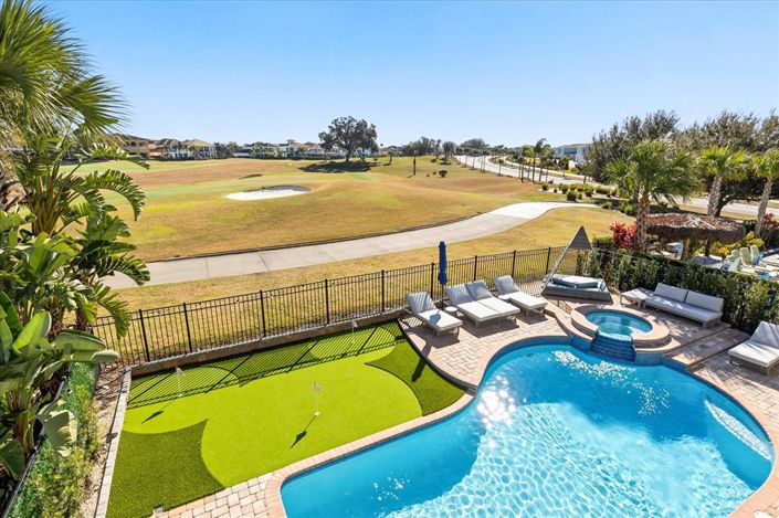 Image No.5-5 Bed Property for sale
