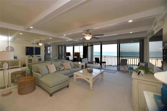 Image No.2-Propriété de 2 chambres à vendre à St. Pete Beach
