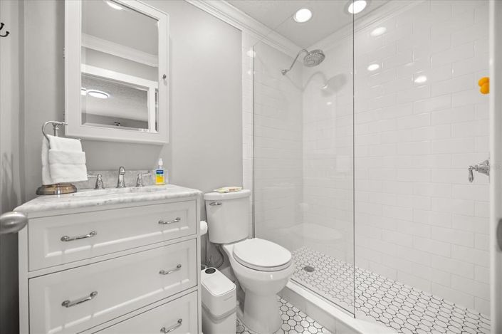 Image No.21-5 Bed Property for sale