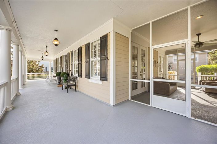 Image No.3-5 Bed Property for sale