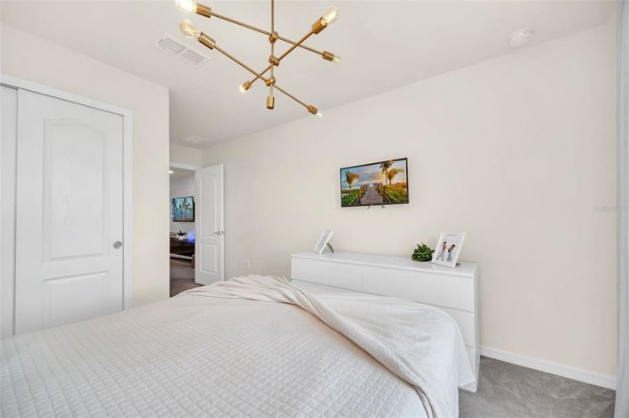Image No.35-5 Bed Townhouse for sale