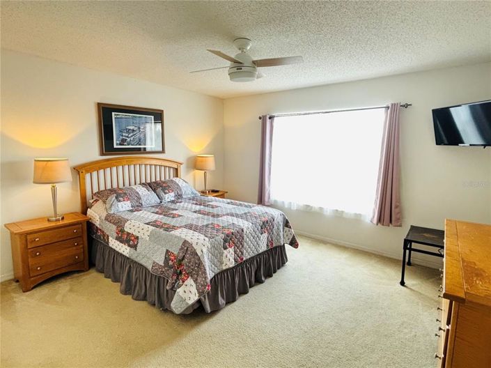 Image No.17-5 Bed Property for sale