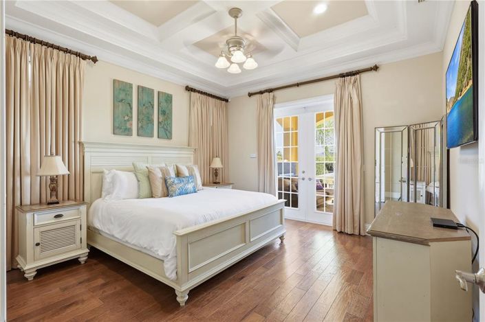 Image No.36-5 Bed Property for sale